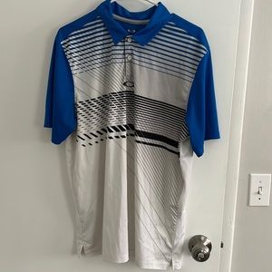 Oakley athletic tshirt